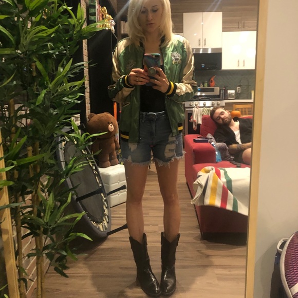 Meet your Posher, Lauren - Picture 11 of 14